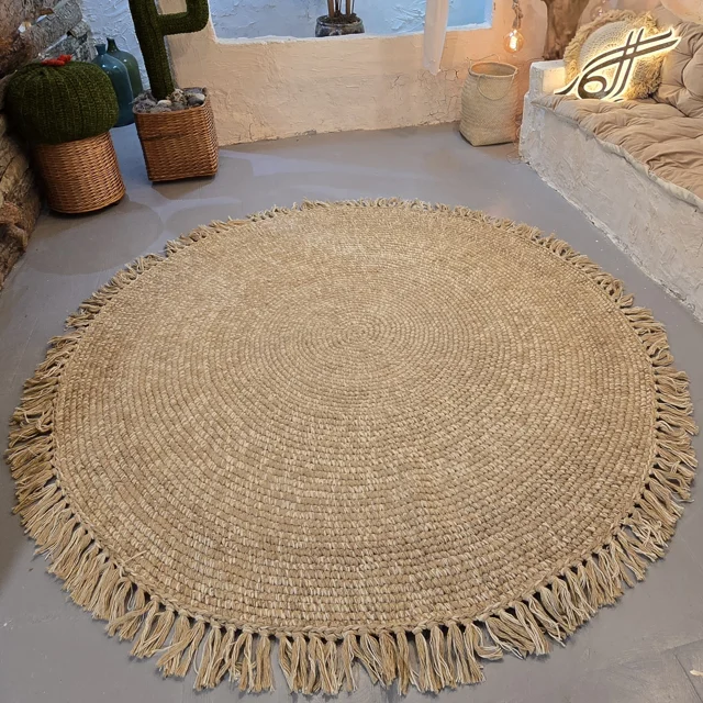 فرش گرد کرم نسکافه ای