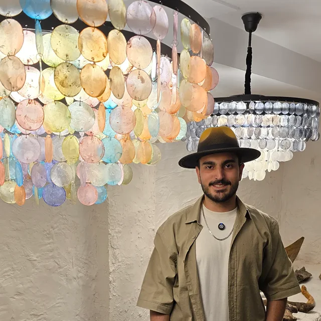 لوستر صدفی پله ای رنگ پاستلی