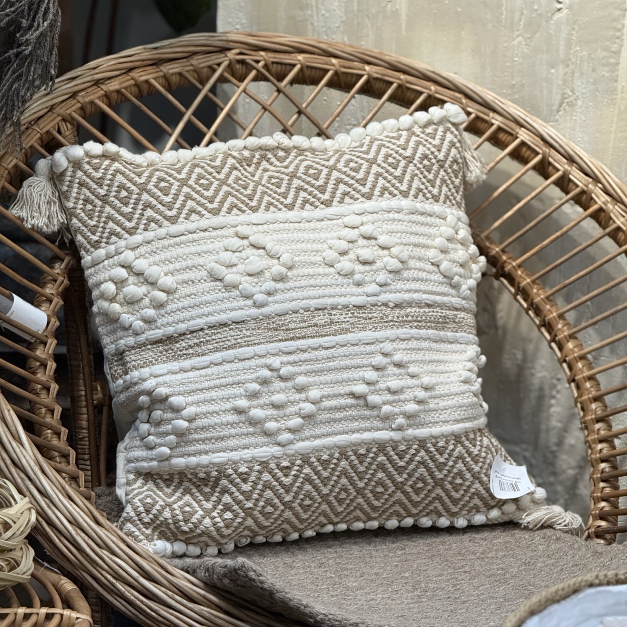 کوسن دستبافت پنبه