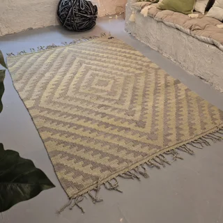 گلیم سبز ابرش