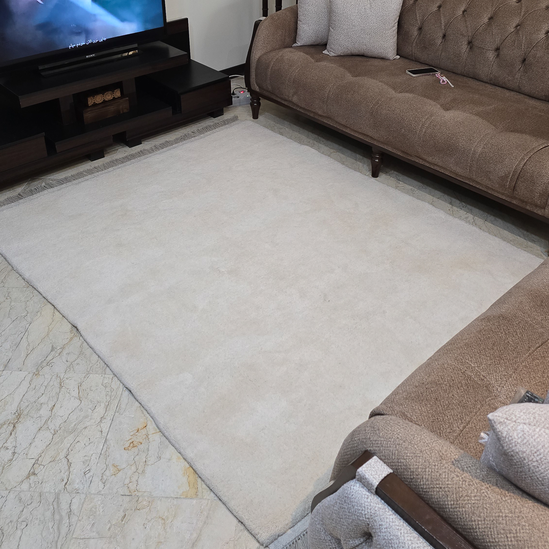 فرش دستبافت سفید برفی