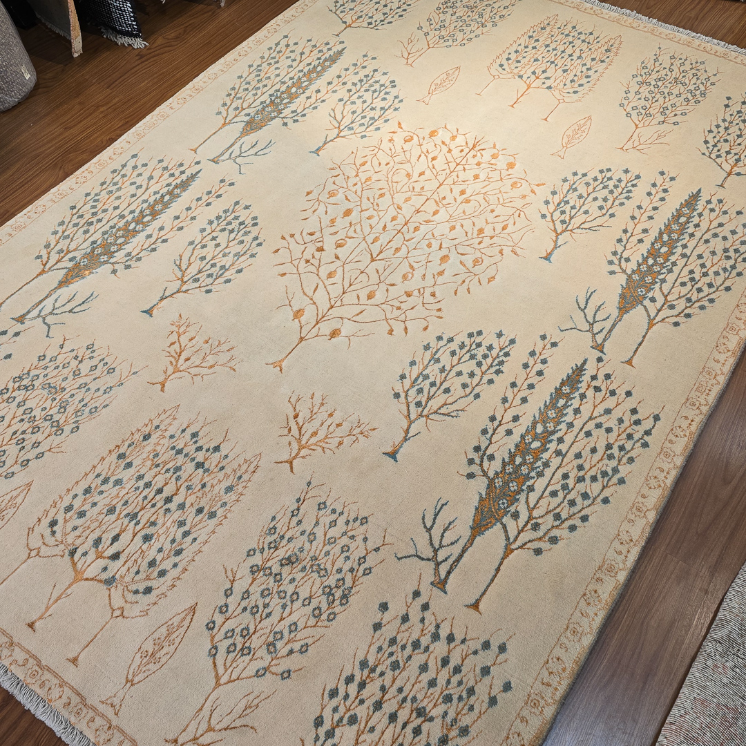 فرش درخت سرو و درخت زندگی