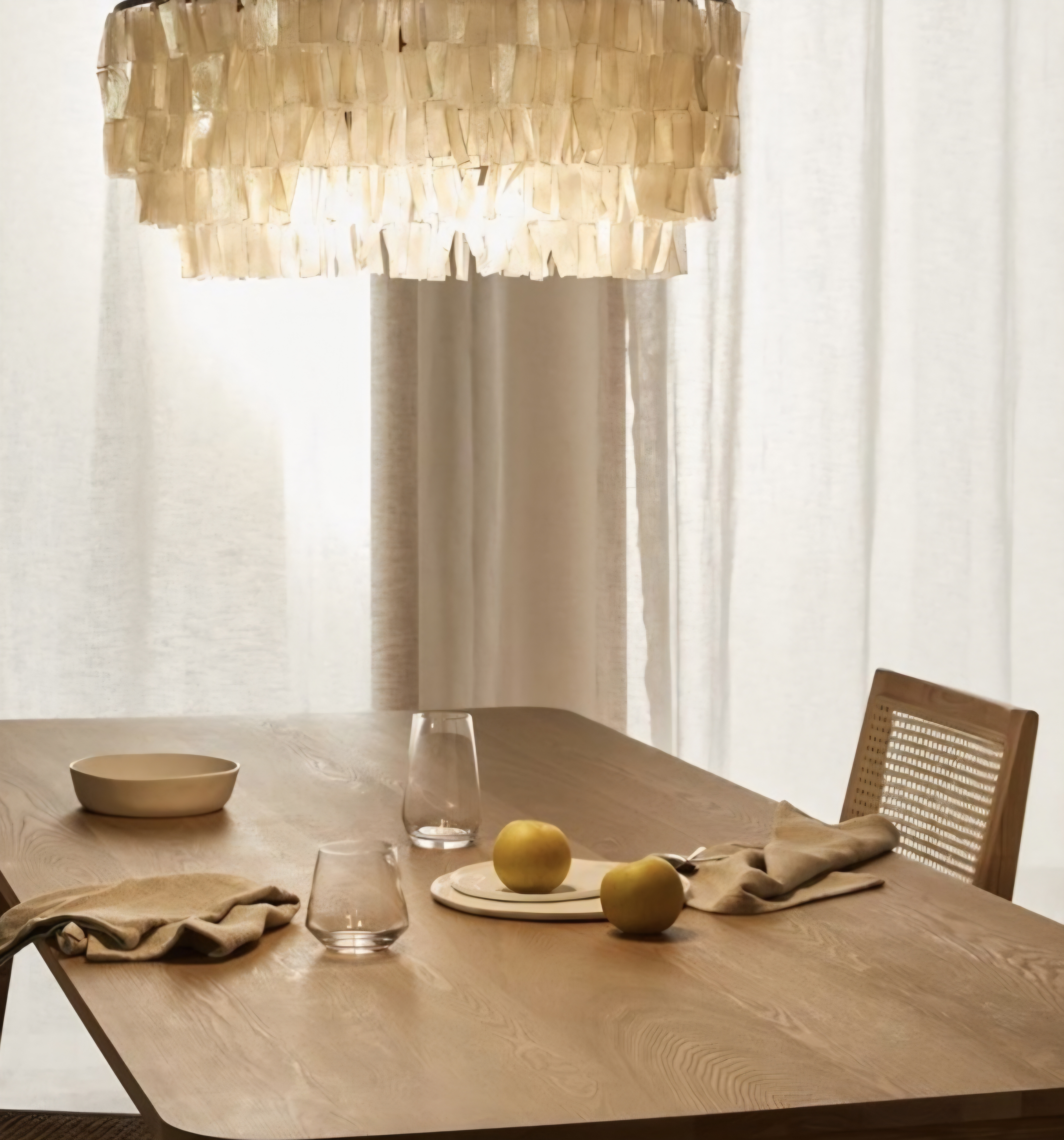 لوستر فریم دایره مدل خمره ای با صدف مستطیل (کالای لوکس)