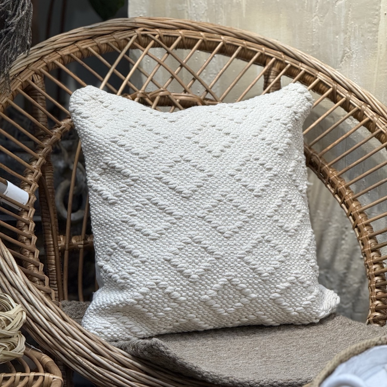 کوسن دستبافت پنبه