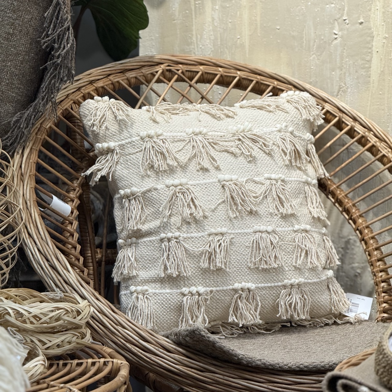 کوسن دستبافت کتان