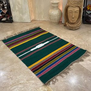 گلیم حرمی سبز طرح ساده مدرن یک و نیم متری